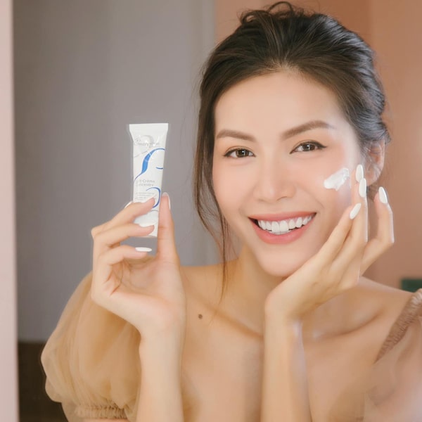 Kem dưỡng ẩm Embryolisse