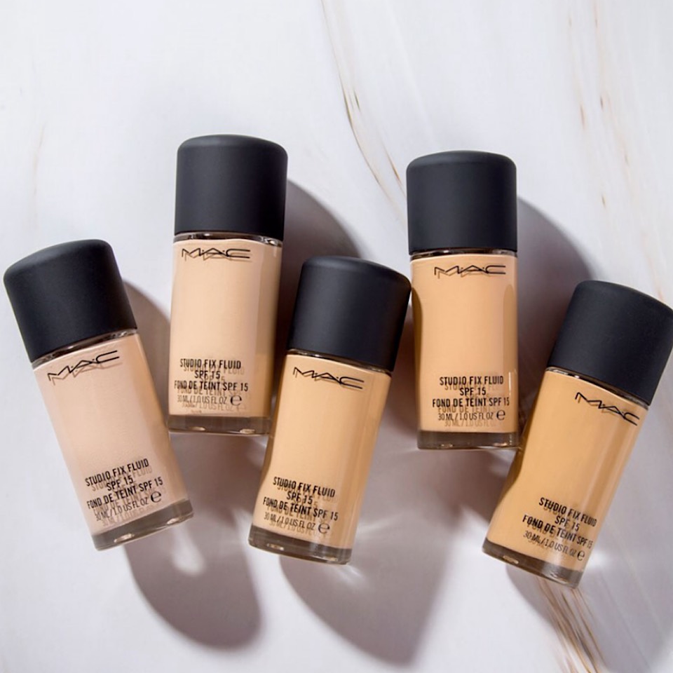 KEM NỀN MAC STUDIO FIX FLUID SPF15